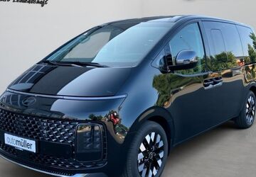 Hyundai STARIA 3.000 km 57.990 &euro; Hof 95030