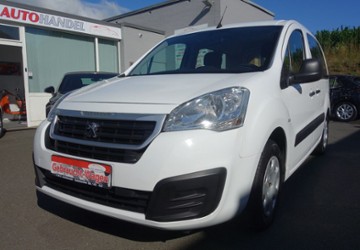 Peugeot Partner 153.000 km 6.790 &euro; Hof 95030