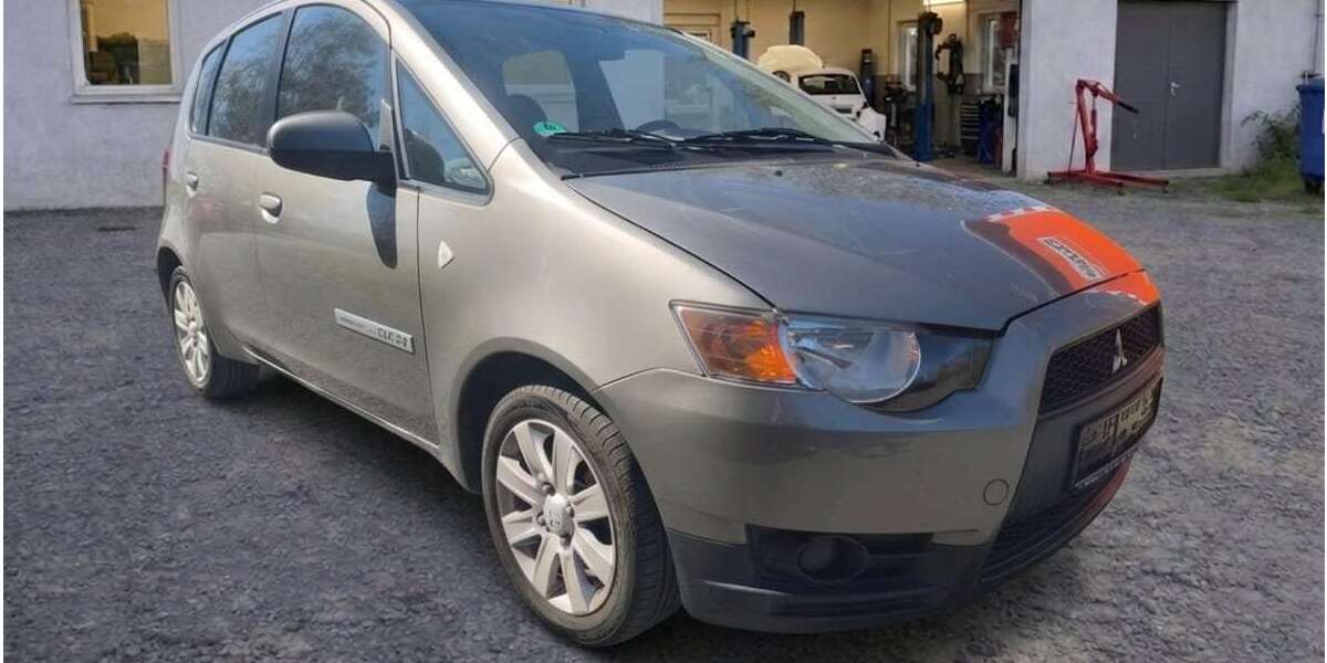 Mitsubishi Colt 78.100 km 4.990 &euro; Hof 95030