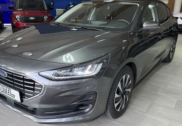 Ford Focus 18.000 km 21.490 &euro; Plauen 08525