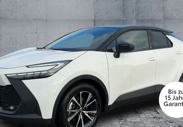 Toyota C-HR 11.240 km 30.750 &euro; Hof 95030
